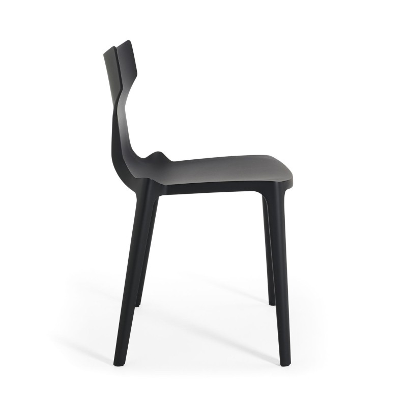 Chaise empilable Re-Chair noire - Kartell - oralto-shop.com