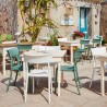 Chaises Catwalk sur une terrasse de café - KARTELL - oralto-shop.com